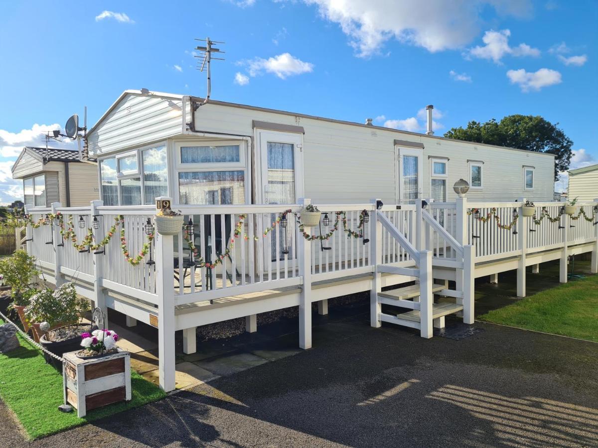 6 Berth The Wolds Tahiti Hotel Ingoldmells Exterior photo